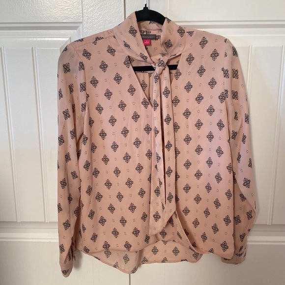 Vince Camuto blouse - Picture 1 of 2